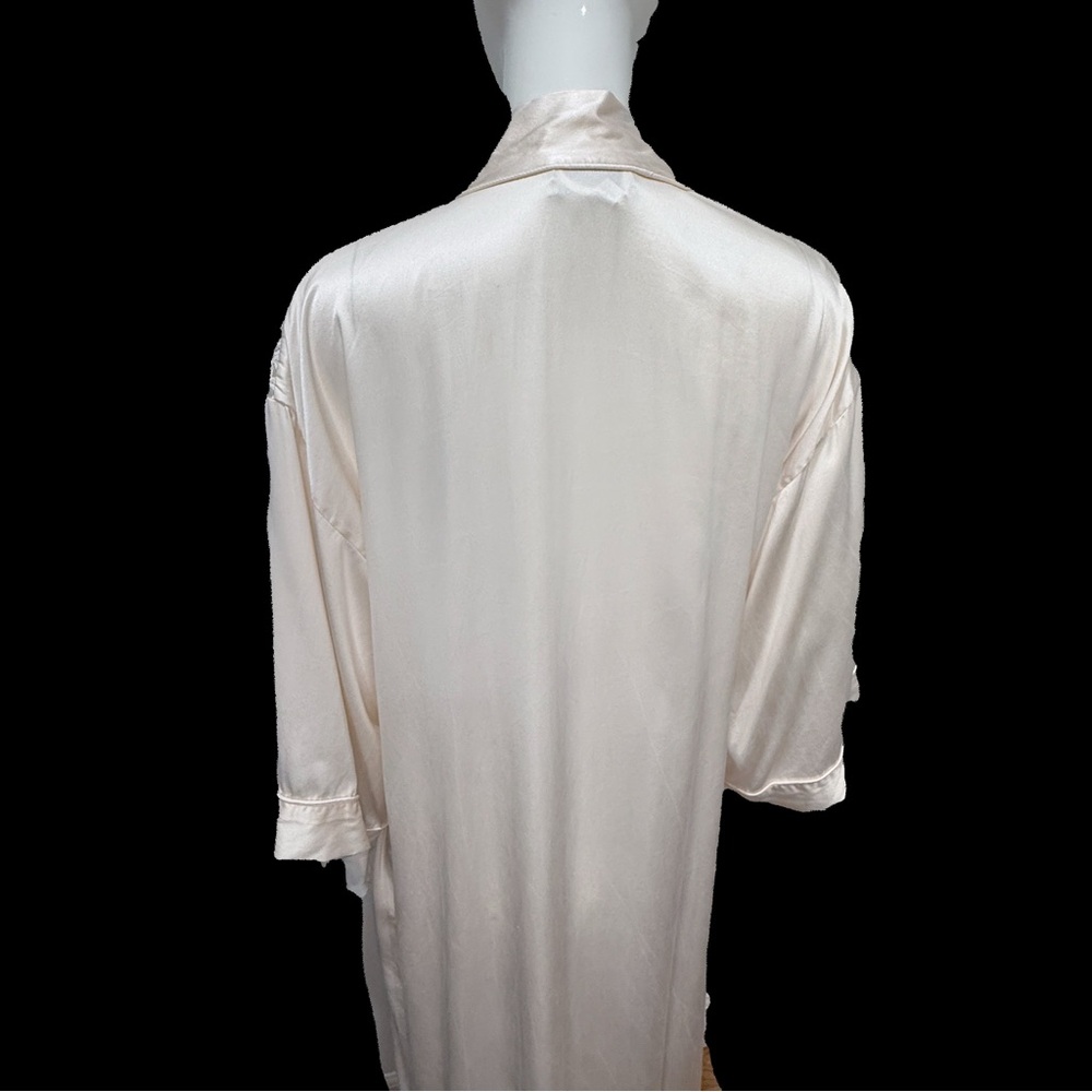 Valentino Intimo Ivory Silk Robe Lace Shoulder Detail Size Small - No Sash - Picture 7 of 8